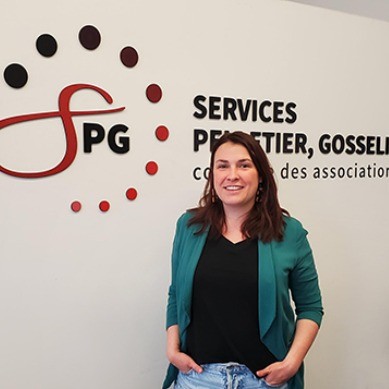Julie MAGOULES